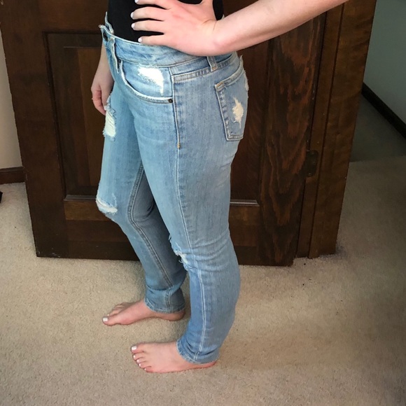 Joe’s Jeans - Light wash ripped skinny ankle - Picture 7 of 9